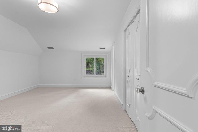 21 SPRINGTON POINTE DR, Newtown Square, PA 19073