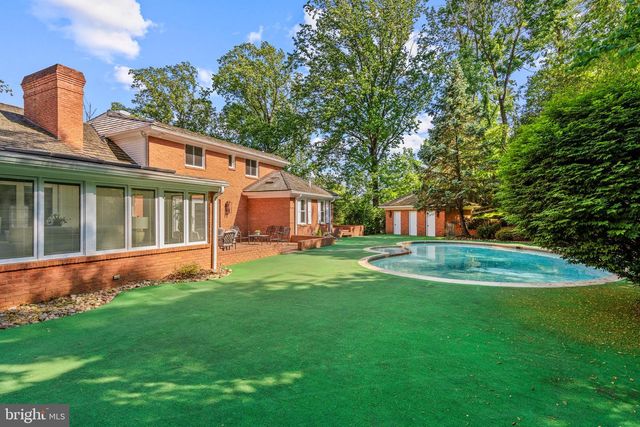 21 SPRINGTON POINTE DR, Newtown Square, PA 19073