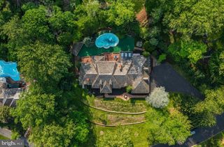 21 SPRINGTON POINTE DR, Newtown Square, PA 19073
