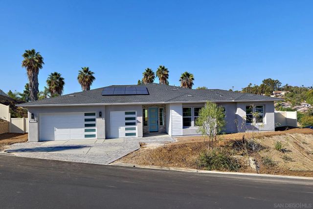 1748 Ishihara Rd, Vista, CA 92084