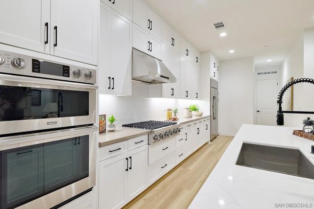 1748 Ishihara Rd, Vista, CA 92084