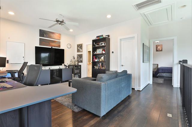 845 Fisher Street A, Houston, TX 77018