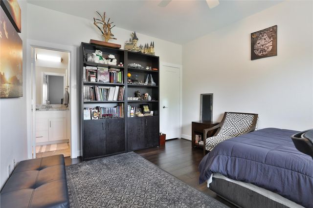 845 Fisher Street A, Houston, TX 77018