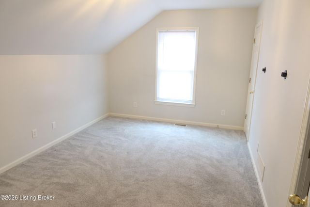 4809 Fairway Pointe Ct, Louisville, KY 40241