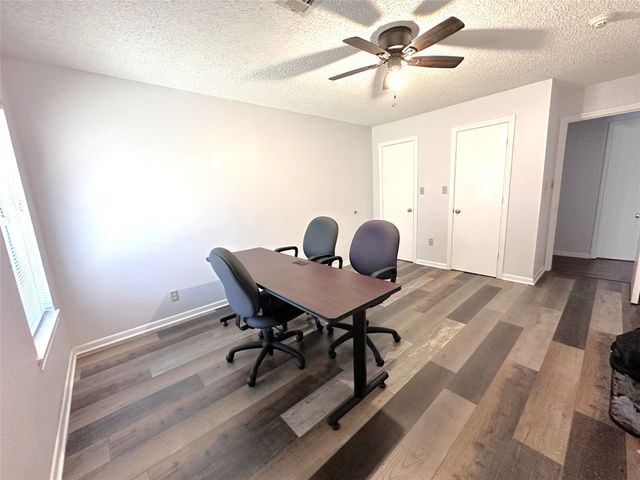 722 E Wheatland, Duncanville, TX 75116