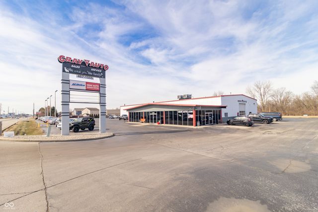 2260 W Main Street, Greenfield, IN 46140