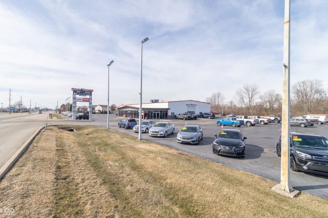 2260 W Main Street, Greenfield, IN 46140