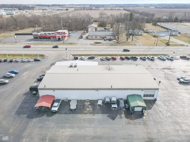 2260 W Main Street, Greenfield, IN 46140