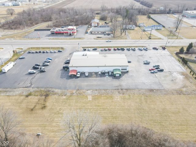 2260 W Main Street, Greenfield, IN 46140