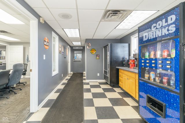 2260 W Main Street, Greenfield, IN 46140