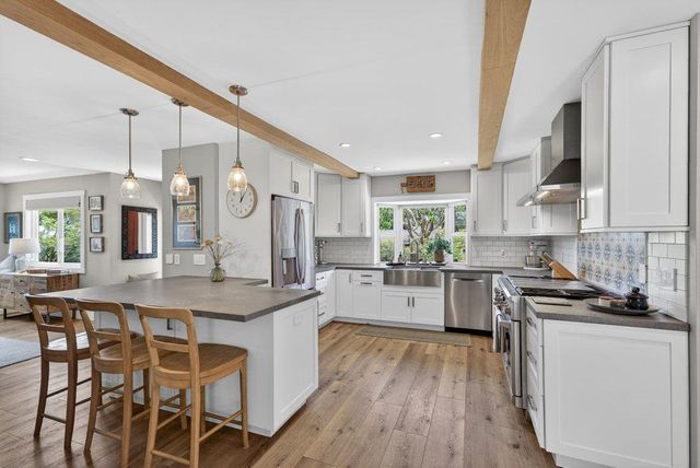 540 Cathedral Drive, Aptos, CA 95003