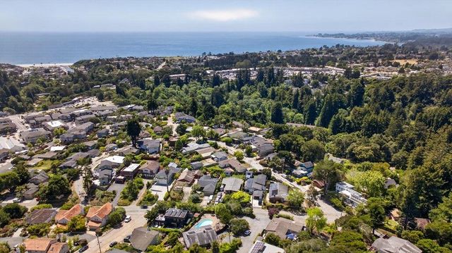 540 Cathedral Drive, Aptos, CA 95003
