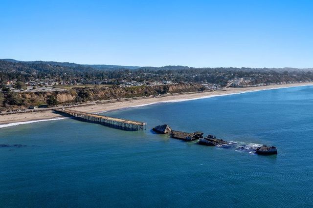 540 Cathedral Drive, Aptos, CA 95003