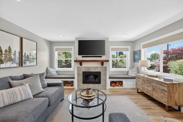 540 Cathedral Drive, Aptos, CA 95003