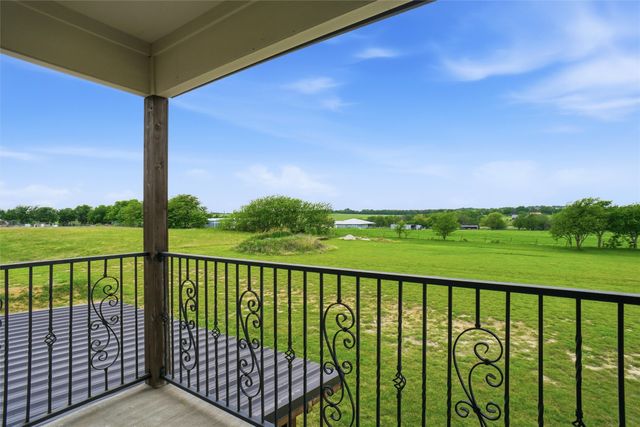 9517 Indian Trail, Sanger, TX 76266