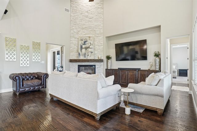 9517 Indian Trail, Sanger, TX 76266
