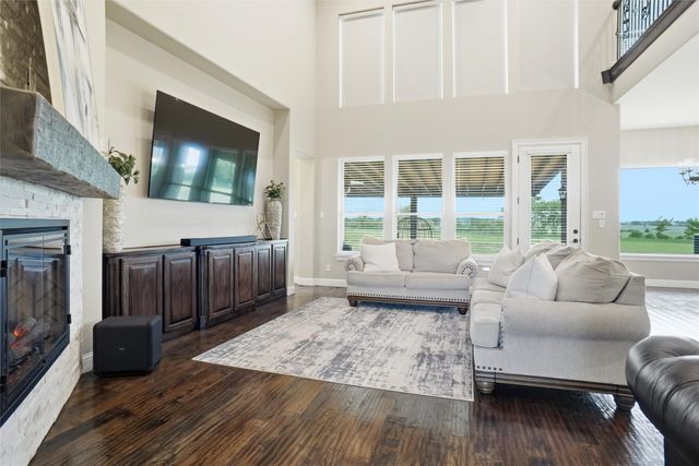 9517 Indian Trail, Sanger, TX 76266