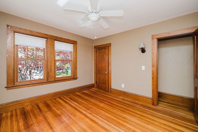 35 Fruit St, Taunton, MA 02780