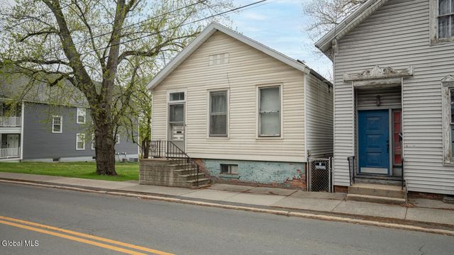 1509 15th Street, Troy, NY 12180