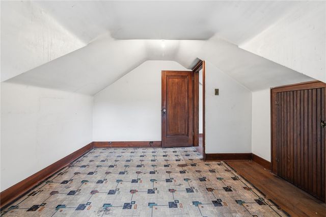 2728 Woodstock Ave, Swissvale, PA 15218