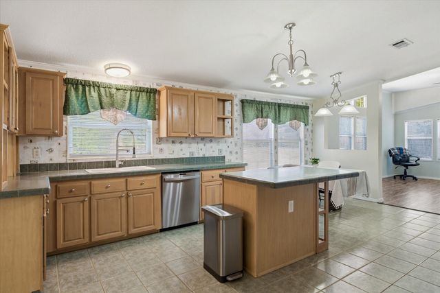 289 PVT RD 8303, Ben Wheeler, TX 75754