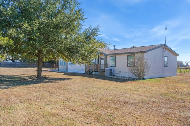 289 PVT RD 8303, Ben Wheeler, TX 75754
