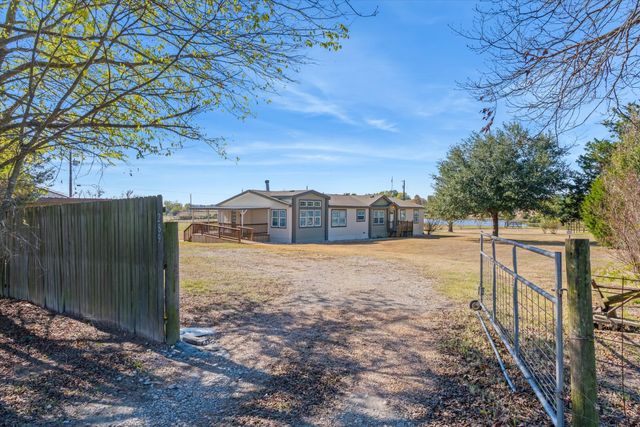 289 PVT RD 8303, Ben Wheeler, TX 75754