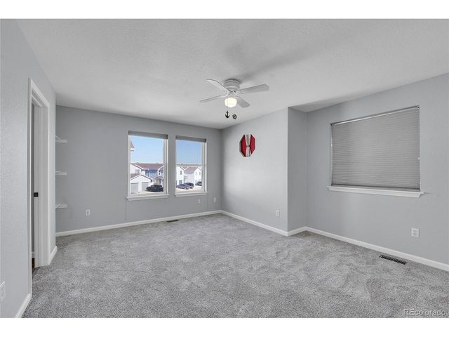 511 Sterling Ln, Dacono, CO 80514