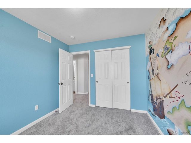 511 Sterling Ln, Dacono, CO 80514