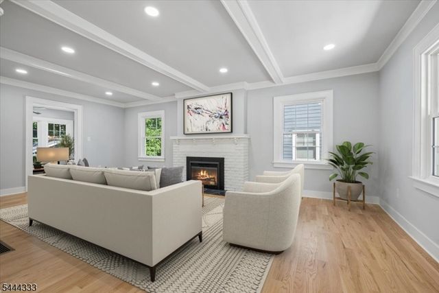18 Burchfield Ave, Cranford Twp., NJ 07016