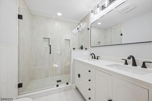 18 Burchfield Ave, Cranford Twp., NJ 07016