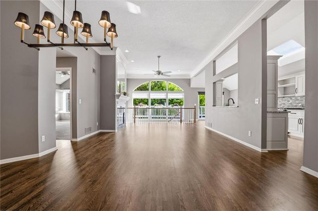 12033 Juniper Street, Overland Park, KS 66209
