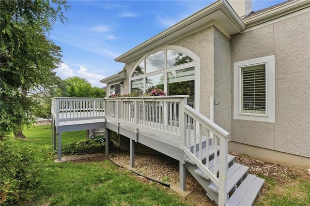 12033 Juniper Street, Overland Park, KS 66209