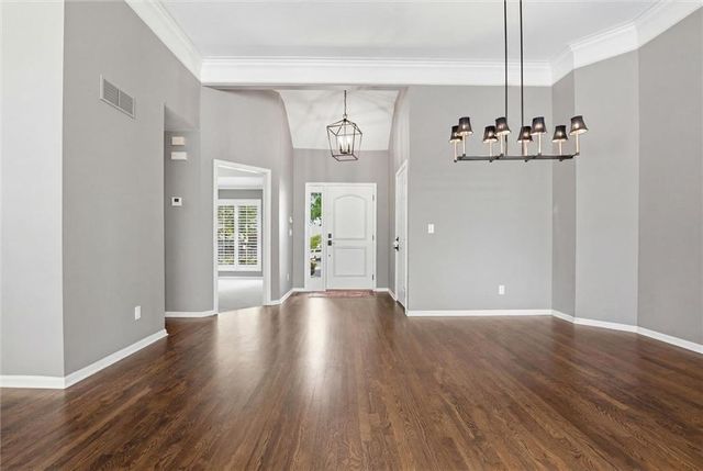 12033 Juniper Street, Overland Park, KS 66209