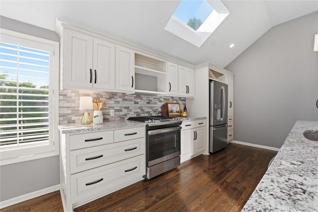 12033 Juniper Street, Overland Park, KS 66209