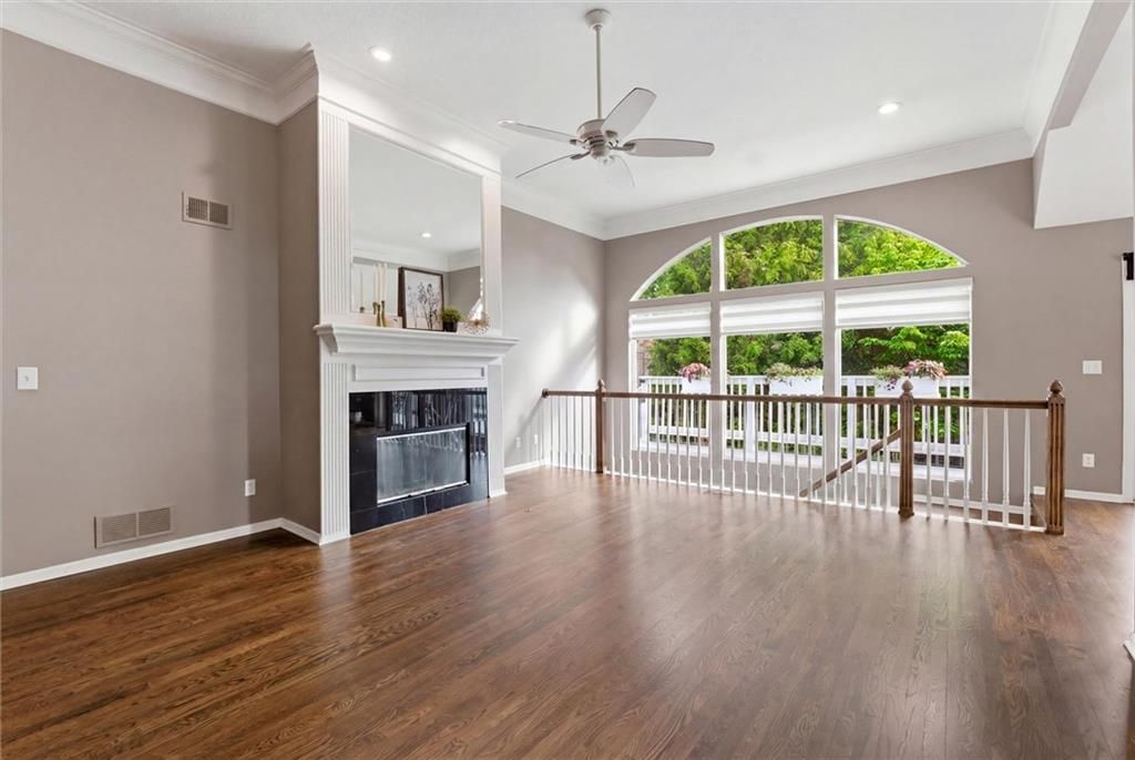 12033 Juniper Street, Overland Park, KS 66209