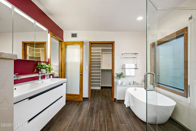 6426 W Lost Canyon Drive, Tucson, AZ 85745