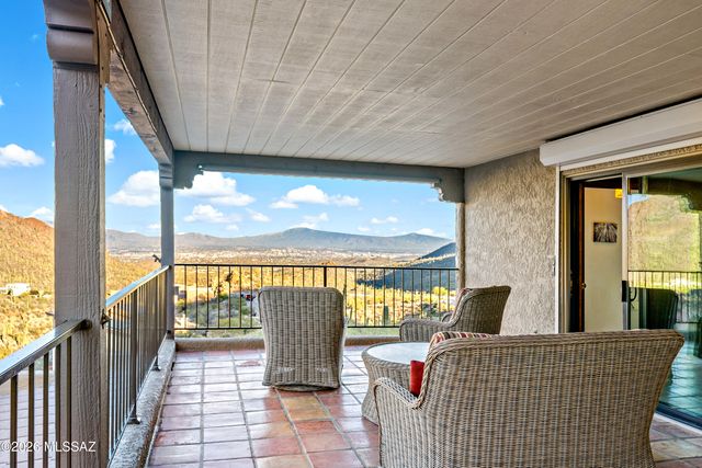 6426 W Lost Canyon Drive, Tucson, AZ 85745