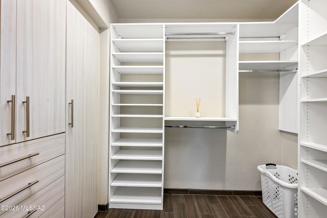 6426 W Lost Canyon Drive, Tucson, AZ 85745