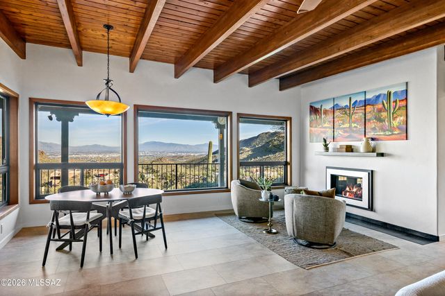 6426 W Lost Canyon Drive, Tucson, AZ 85745