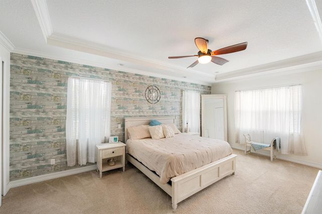 6134 NW Cullen Way, Port St Lucie, FL 34983