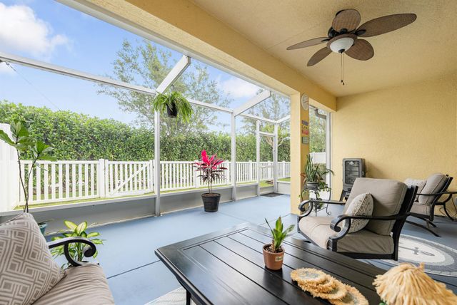 6134 NW Cullen Way, Port St Lucie, FL 34983