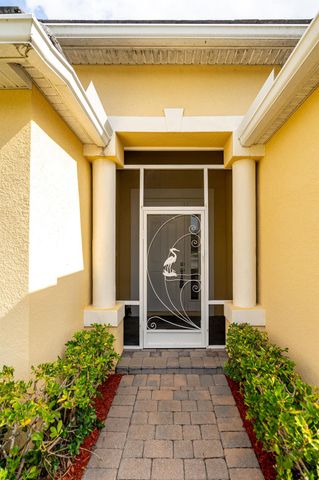 6134 NW Cullen Way, Port St Lucie, FL 34983