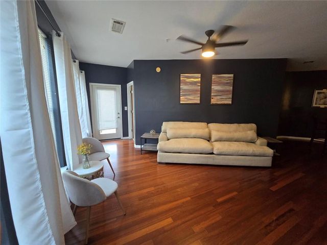 898 Oak Street SW 3203, Atlanta, GA 30310