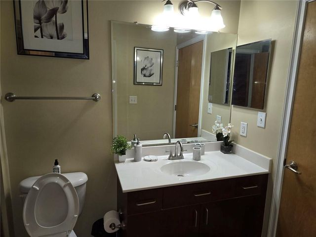 898 Oak Street SW 3203, Atlanta, GA 30310