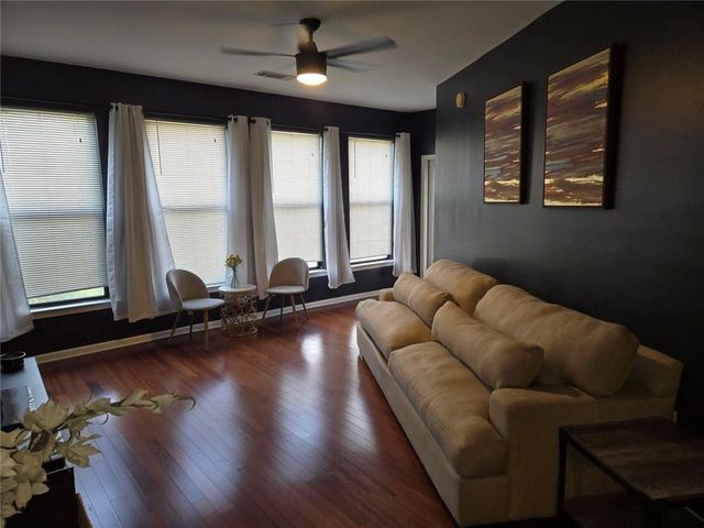 898 Oak Street SW 3203, Atlanta, GA 30310