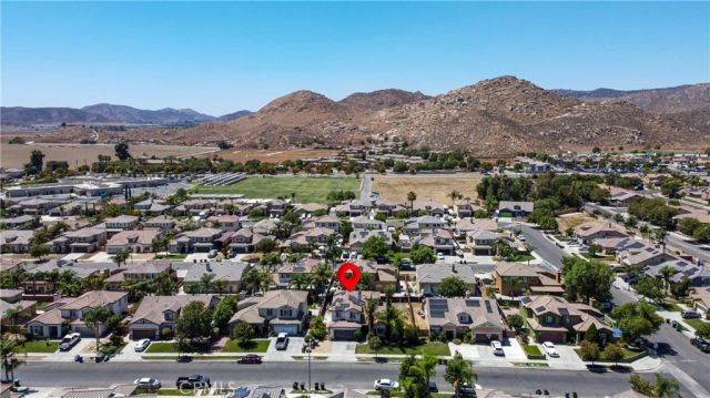 845 Brisbane, Hemet, CA 92545