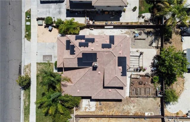 845 Brisbane, Hemet, CA 92545