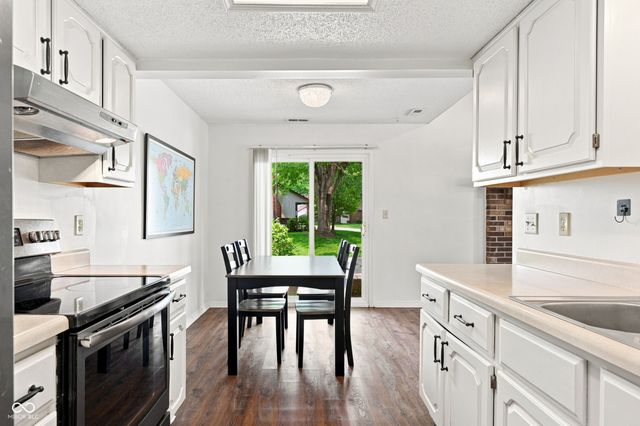 8341 Chapel Pines, Indianapolis, IN 46234
