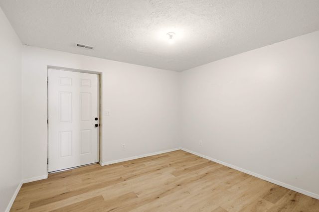1515 S Deep Creek Ln, Medical Lake, WA 99022